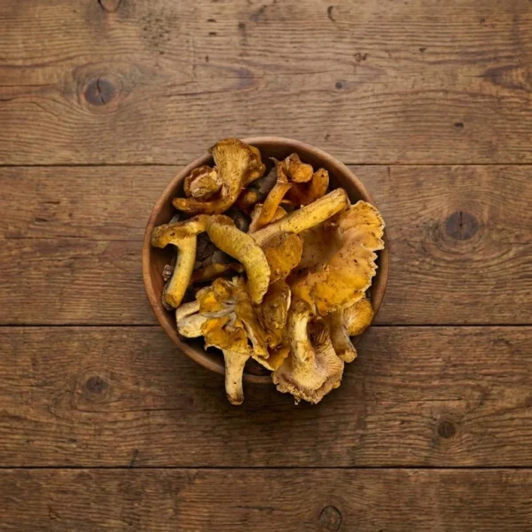 Fresh Chanterelle Mushrooms Fresh Chanterelle Mushrooms - Premium Quality
